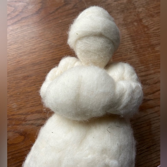 Needle Felted Wool Christmas Caroler Waldorf Style Felted Angel 10” Hand Made - Picture 5 of 7